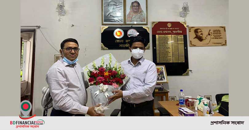 সাতক্ষীরায় ২১ তম জেলা প্রশাসক হিসেবে যোগদান করলেন হুমায়ুন কবির