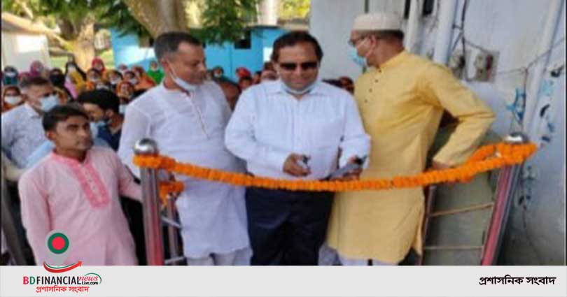 মাদারগঞ্জে দলীয় কার্যালয় উদ্বোধন করেন- মির্জা আজম এমপি