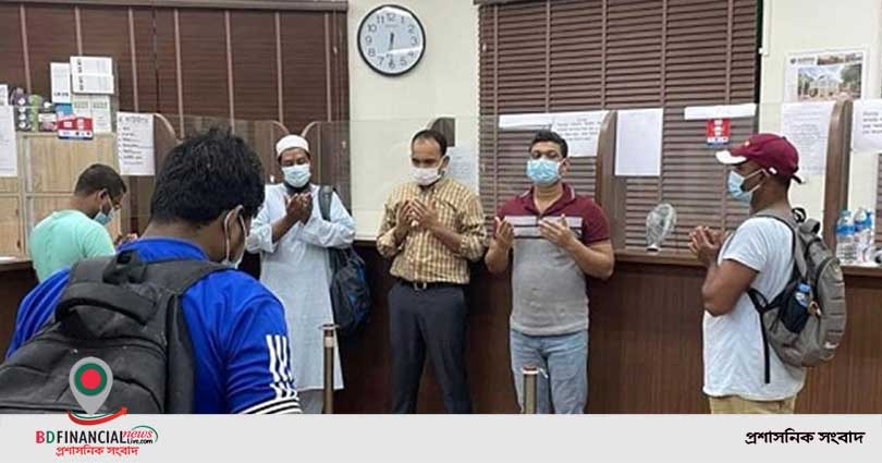 সিঙ্গাপুরে অগ্রণী ব্যাংকের এমডির পরিবার করোনায় আক্রান্ত হওয়ায় দোয়া মাহফিল