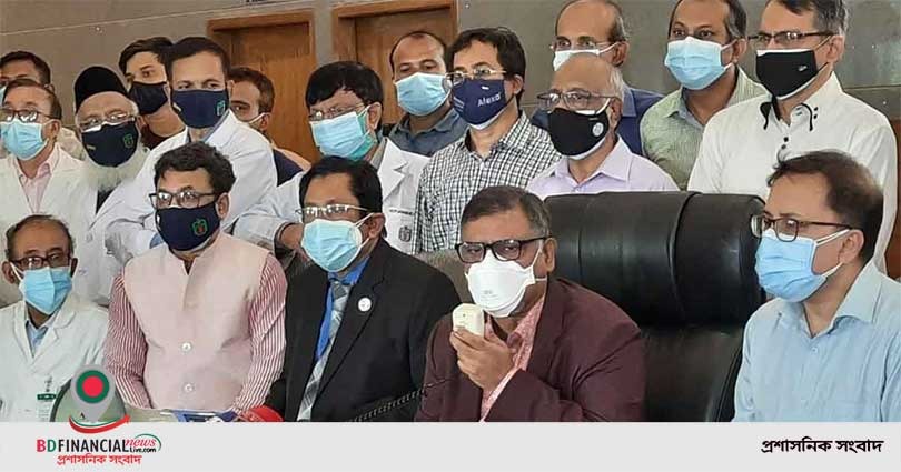 আগস্টে আসছে  ফাইজারের ৬০ লাখ ডোজ টিকা : স্বাস্থ্যমন্ত্রী