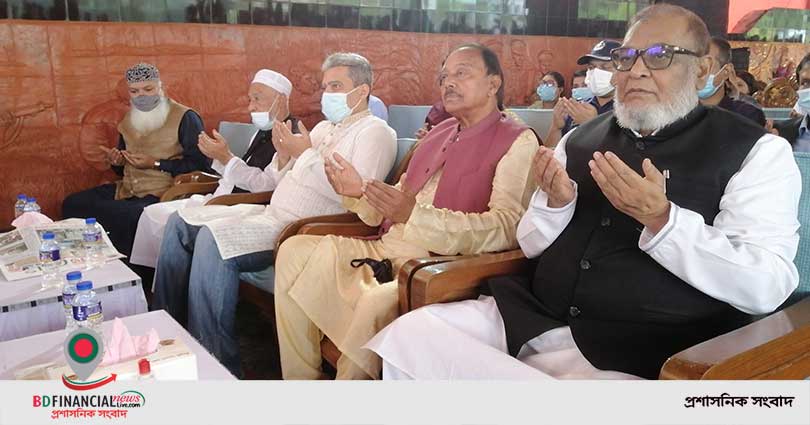 মুন্সিগঞ্জে বঙ্গবন্ধুর ম্যুরাল উদ্বোধন