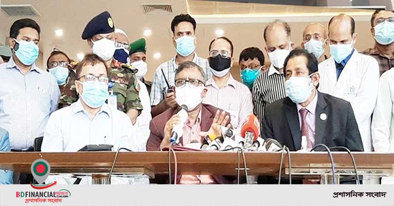 রোগীর সংখ্যা কমাতে হলে সংক্রমণের সংখ্যা কমাতে হবে: স্বাস্থ্যমন্ত্রী