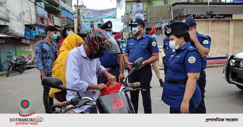 ঝালকাঠিতে মাঠে প্রশাসন, সেনা, র‍্যাব ও পুলিশ কঠোর অবস্থানে